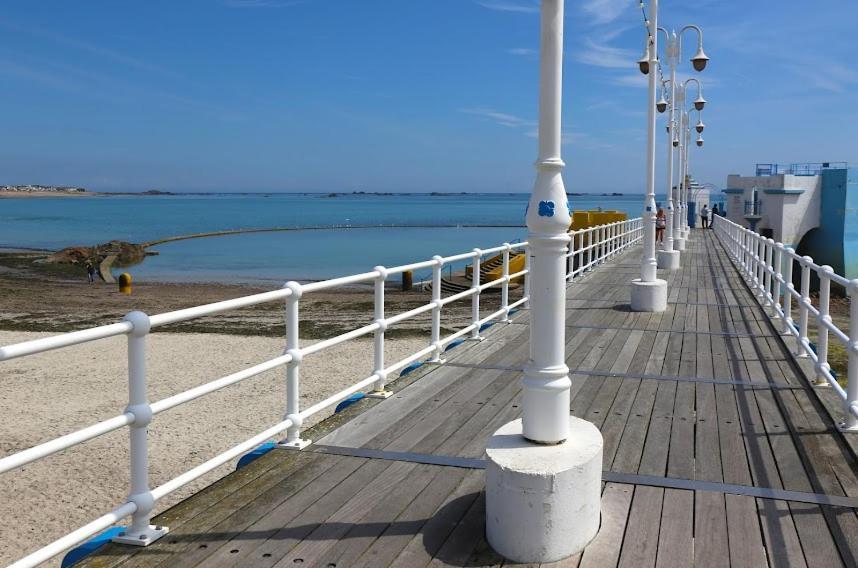 Runnymede Court Hotel Saint Helier ภายนอก รูปภาพ