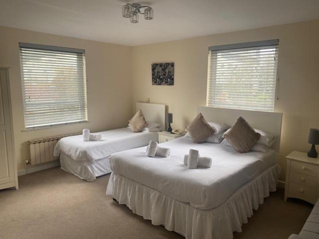 Runnymede Court Hotel Saint Helier ภายนอก รูปภาพ
