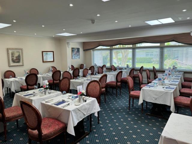 Runnymede Court Hotel Saint Helier ภายนอก รูปภาพ