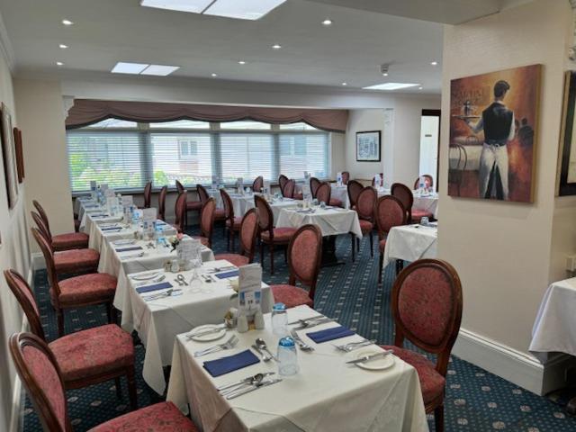 Runnymede Court Hotel Saint Helier ภายนอก รูปภาพ